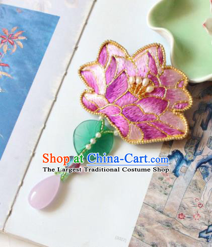 Handmade China Embroidered Lotus Pink Brooch Classical Jade Leaf Tassel Breastpin Accessories