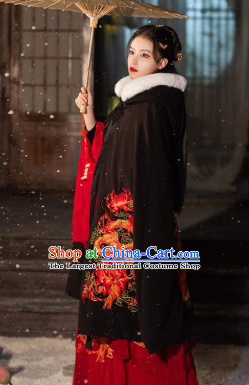 China Traditional Hanfu Cape Ming Dynasty Princess Historical Clothing Ancient Young Beauty Embroidered Black Cloak Garment