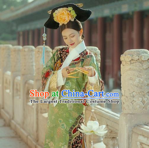 China Traditional Qing Dynasty Manchu Woman Historical Garment Costume Ancient Imperial Consort Green Dress Clothing