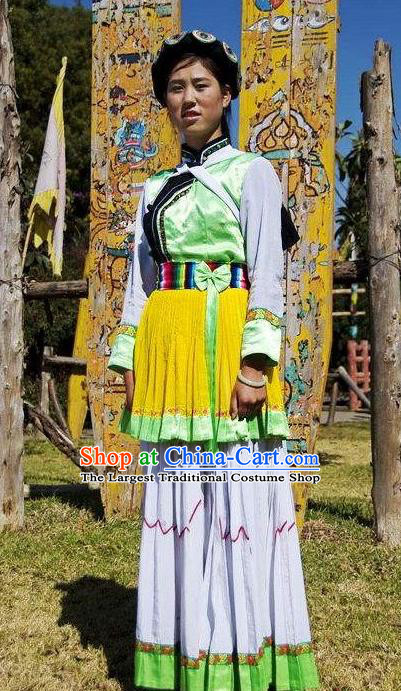 Chinese Naxi Minority Green Dress Ethnic Stage Performance Outfits Yunnan Nationality Folk Dance Clothing Nakhi Woman Dance Garments