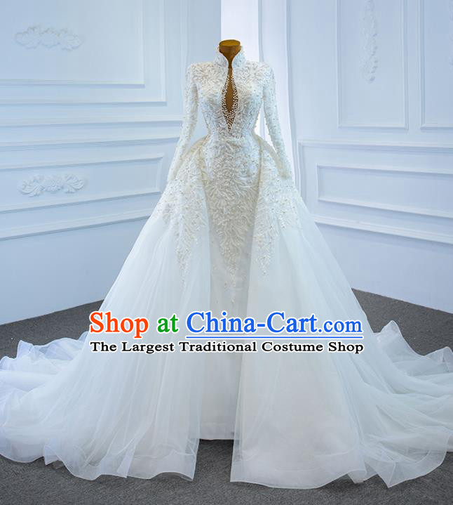 Custom Vintage Trailing Wedding Dress Luxury Formal Garment Bride Embroidery Pearls Full Dress Catwalks Princess Costume Ceremony Compere Clothing