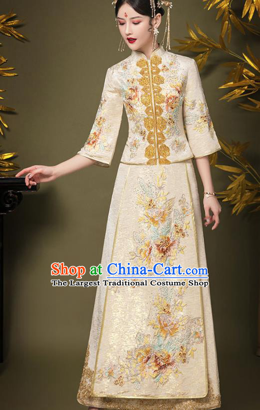 China Embroidery Bottom Drawer Clothing Wedding Garment Costumes Bride Beige Dress Outfits Traditional Xiuhe Suits