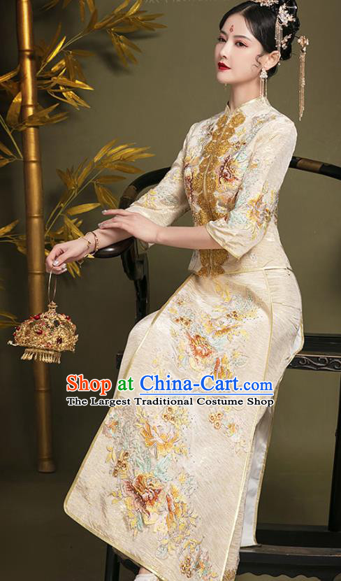 China Embroidery Bottom Drawer Clothing Wedding Garment Costumes Bride Beige Dress Outfits Traditional Xiuhe Suits