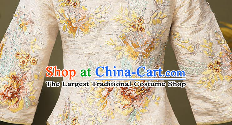 China Embroidery Bottom Drawer Clothing Wedding Garment Costumes Bride Beige Dress Outfits Traditional Xiuhe Suits