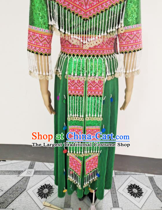 China Hmong Ethnic Dance Green Dress Outfits Traditional Yunnan Minority Bride Garments Miao Nationality Wedding Costume Photography Clothing
