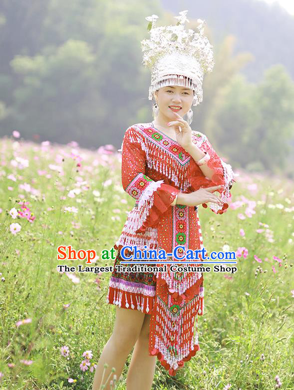 China Traditional Yunnan Minority Garment Costumes Miao Nationality Woman Clothing Photography Clothing Hmong Ethnic Dance Red Dress Outfits