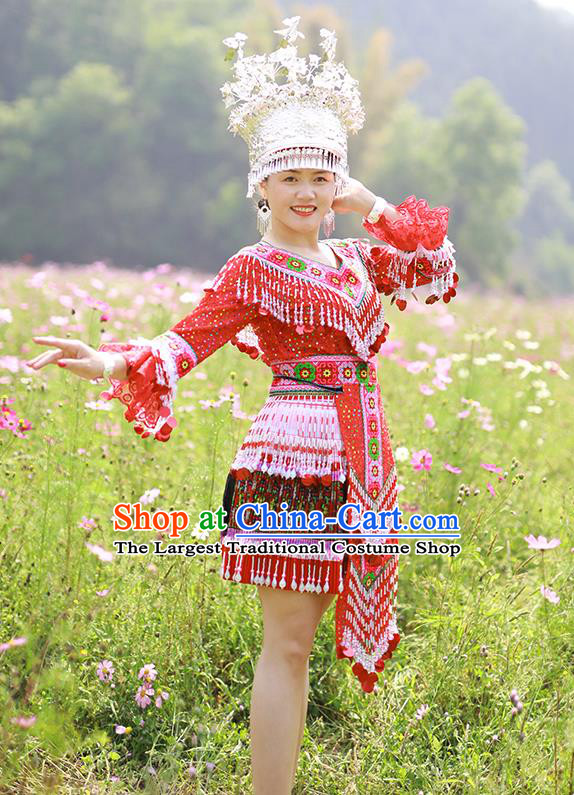 China Traditional Yunnan Minority Garment Costumes Miao Nationality Woman Clothing Photography Clothing Hmong Ethnic Dance Red Dress Outfits