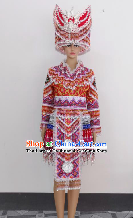 China Traditional Hmong Wedding Red Dress Outfits Yunnan Minority Woman Garments Miao Nationality Festival Costumes Ethnic Photography Clothing