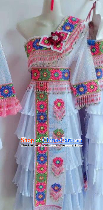 China Ethnic Wedding Clothing Traditional Hmong White Dress Outfits Yunnan Minority Folk Dance Garments Miao Nationality Performance Costumes
