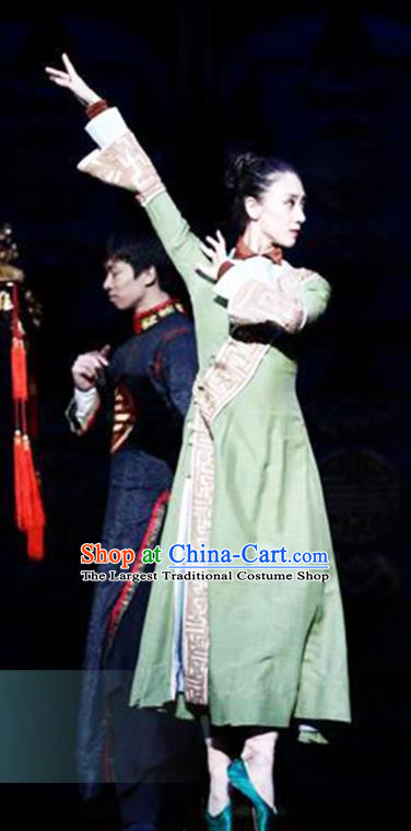 China Classical Dance Clothing Woman Fan Dance Garment Costume Stage Performance Green Dress