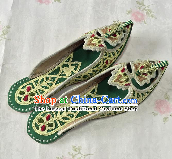 Handmade India Female Green Leather Slippers Indian Wedding Bride Shoes Asian Nepal Bride Shoes Embroidery Pointed Shoes