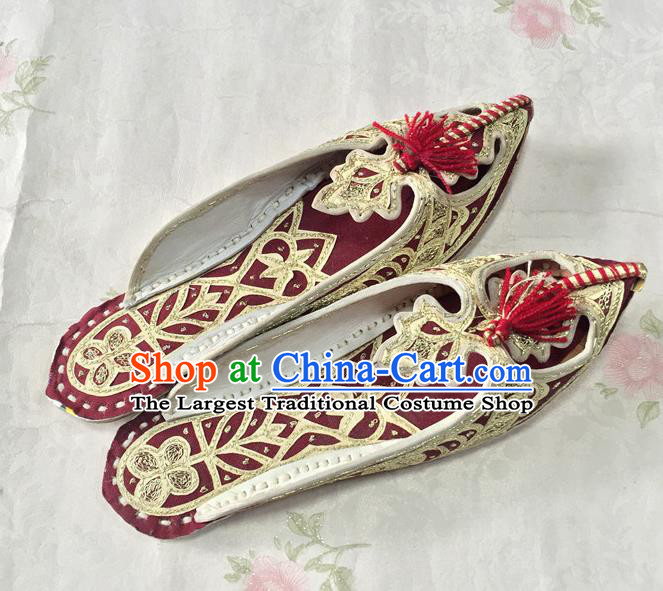 Handmade India Embroidery Pointed Shoes Female Wine Red Leather Slippers Indian Wedding Bride Shoes Asian Nepal Bride Shoes
