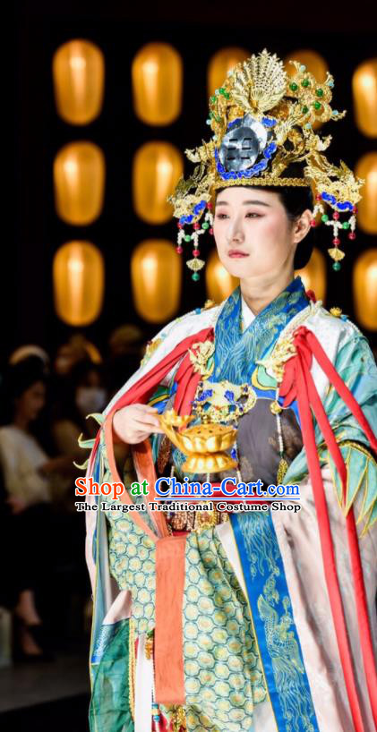 China Ancient Goddess Queen Hanfu Dress Clothing Zhou Dynasty Empress Apparels Traditional Dunhuang Grottoes Murals Replica Garment Costumes Complete Set