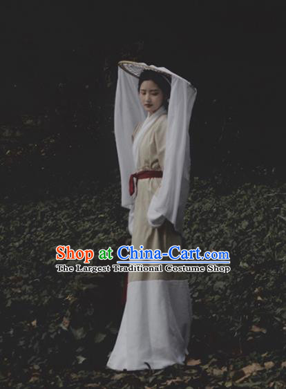 China Ancient Young Beauty Garment Costume Traditional Hanfu Curving Front Robe Han Dynasty Civilian Lady Historical Clothing