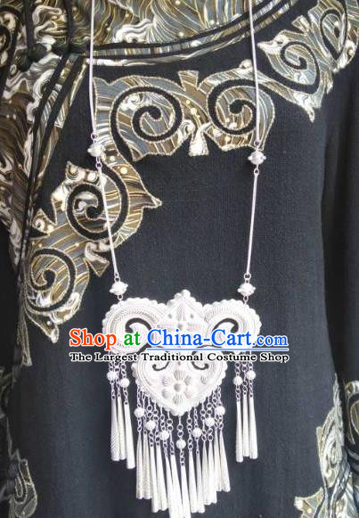 Chinese Yi Minority Silver Necklace Jewelry Liangshan Ethnic Folk Dance Necklet Handmade Yi Nationality Festival Accessories