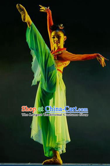 Chinese Stage Performance Green Outfits Umbrella Dance Garment Costumes Female Solo Dance Clothing Classical Dance Dress