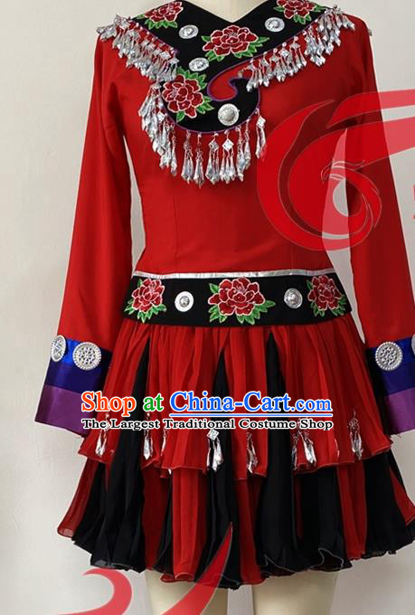 Chinese Ethnic Female Group Dance Red Dress Uniforms Hmong Minority Performance Garment Costumes Miao Nationality Wedding Clothing
