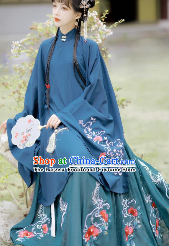 China Ancient Young Beauty Garment Costumes Traditional Ming Dynasty Noble Woman Hanfu Dress Historical Clothing