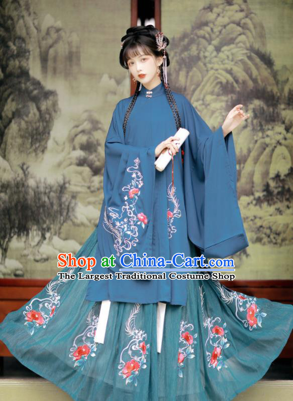 China Ancient Young Beauty Garment Costumes Traditional Ming Dynasty Noble Woman Hanfu Dress Historical Clothing