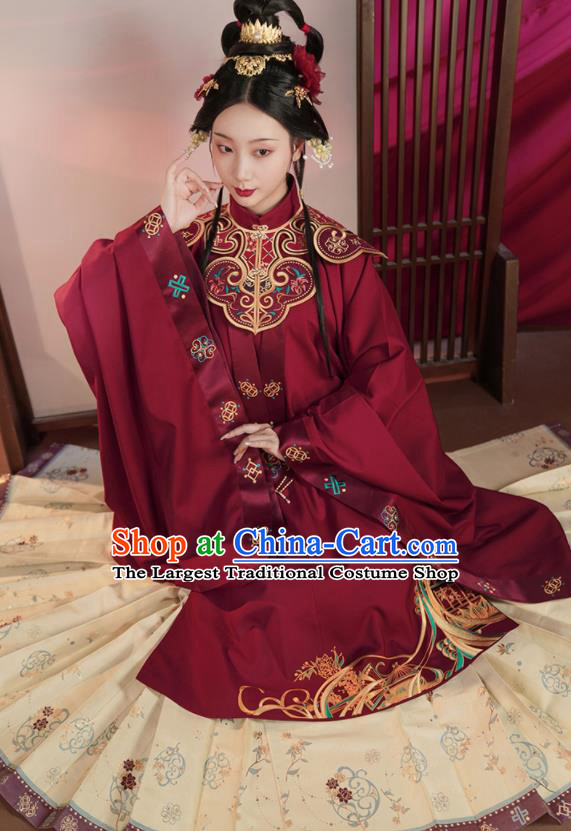 China Traditional Court Wedding Historical Clothing Ancient Imperial Consort Garment Costumes Ming Dynasty Palace Woman Hanfu Dress Apparels