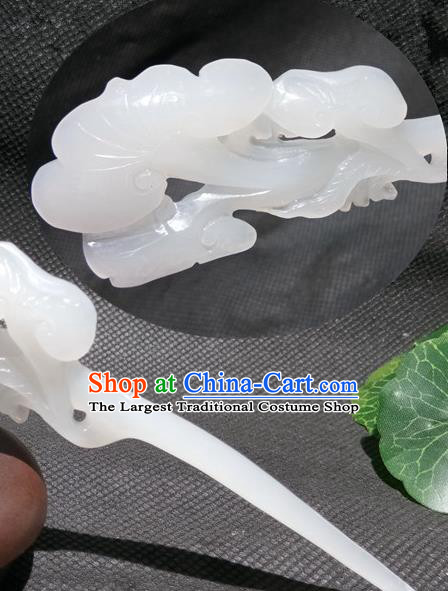 China Classical White Jade Headpiece Handmade Carving Hairpin Traditional Cheongsam Hair Accessories National Women Hair Stick