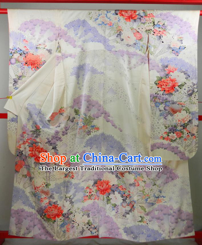 Japanese Classical Peony Plum Pattern Beige Silk Yukata Dress Traditional Wedding Furisode Kimono Clothing Court Woman Garment Costume