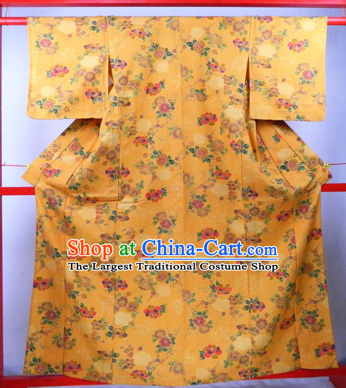 Japanese Classical Chrysanthemum Peony Pattern Yellow Yukata Dress Traditional Edo Komon Kimono Clothing Young Woman Garment Costume