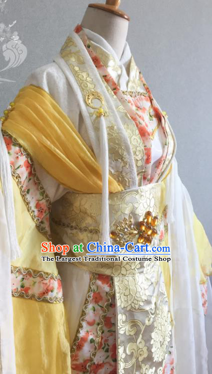 China Traditional Puppet Show Swordswoman Feng Cailing Clothing Cosplay Empress Garment Costumes Ancient Young Beauty Yellow Dress Outfits