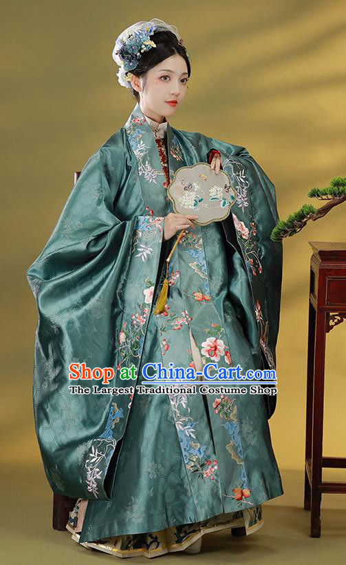 China Ancient Royal Empress Garment Costume Traditional Court Woman Hanfu Dress Apparels Ming Dynasty Countess Historical Clothing
