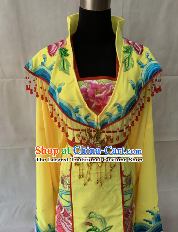 China Ancient Imperial Concubine Embroidered Clothing Beijing Opera Hua Tan Yellow Dress Outfits Traditional Opera Court Beauty Garment Costumes