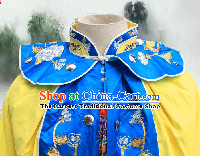 China Ancient Palace Beauty Mantle Clothing Beijing Opera Hua Tan Embroidered Yellow Cloak Traditional Opera Imperial Concubine Garment Costume