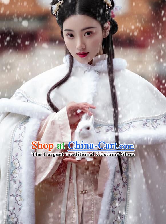 Chinese Ancient Princess Clothing Traditional Winter White Mantle Ming Dynasty Young Lady Embroidered Cloak