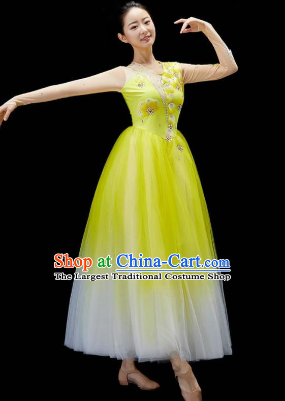 Chinese Women Group Dance Costume Modern Dance Yellow Dance Dress Jasmine Dance Garment Umbrella Dance Clothing