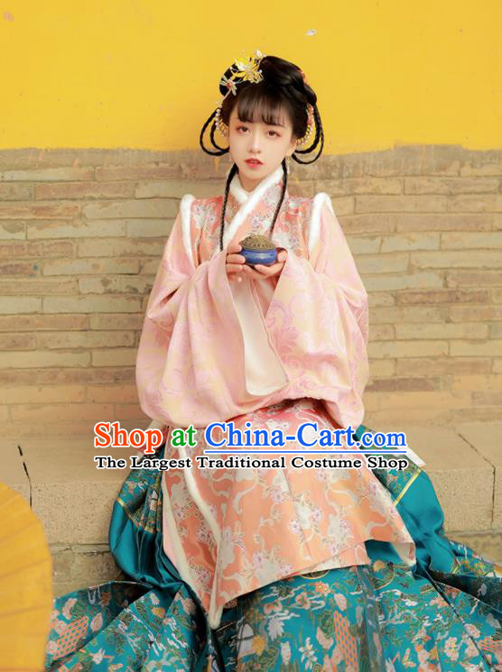 Chinese Traditional Noble Lady Hanfu Clothing Ancient Royal Princess Dress Garments Ming Dynasty Winter Historical Costumes