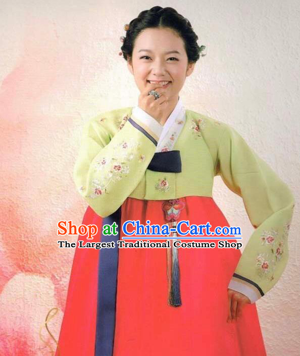 Top Handmade Hanbok Korean Bride Garment Costumes Embroidered Green Blouse and Red Dress Complete Set