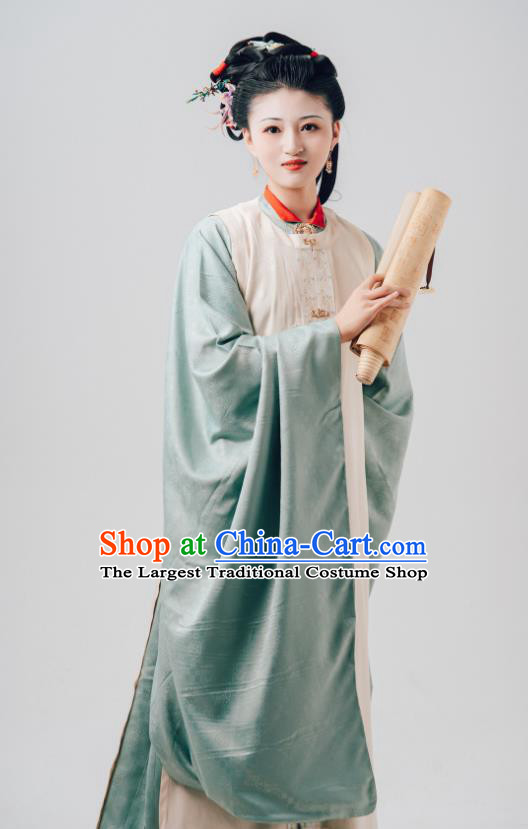 Chinese Eight Famous Beauties of Qinhuai River Ma Xiang Lan Dresses Ming Dynasty Historical Costume Ancient Courtesan Hanfu Clothing