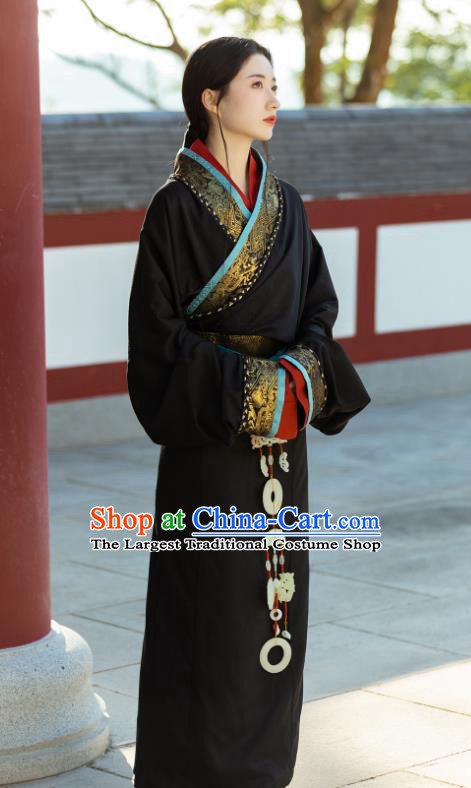 China Ancient Noble Woman Clothing The Warring States Period Young Mistress Costumes Traditional Hanfu Black Straight Front Robe