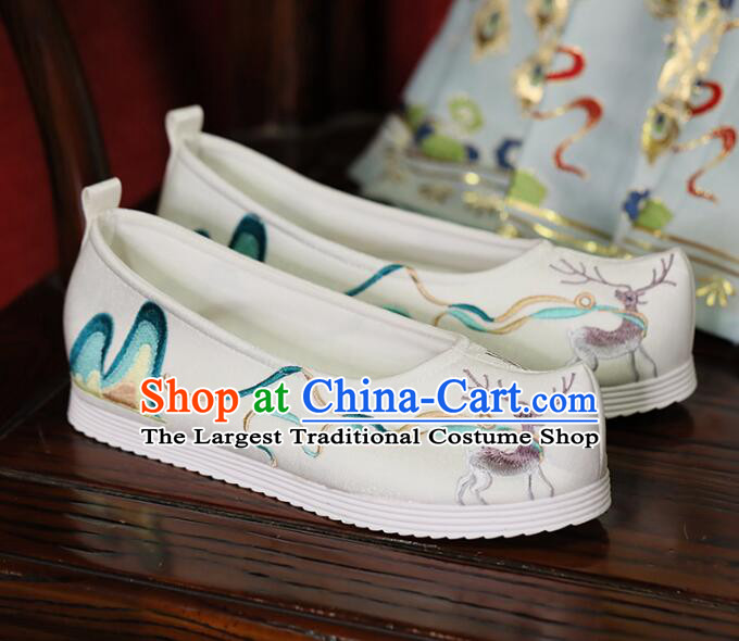 China Ancient Childe Shoes Handmade Shoes White Cloth Embroidered Deer Shoes Traditional Hanfu Shoes