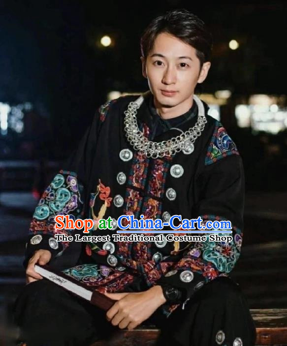 Ethnic Minority Dong Zhuang Miao Costume Male Stage Performance National Costume