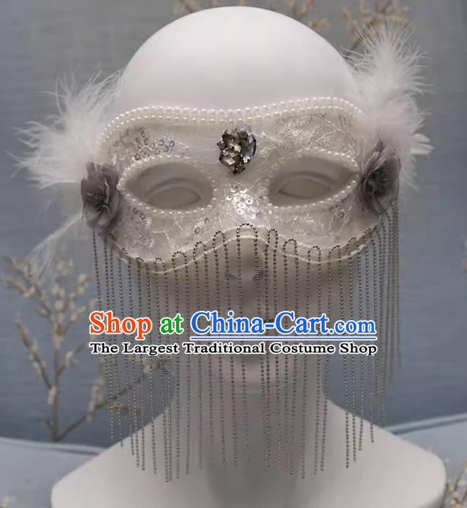 European And American White Lace Retro Elegant Mysterious Mask Tassel Covering Masquerade Halloween Carnival Party