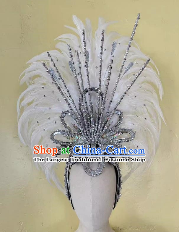 Opening Dance Performance White Feather Headdress Dance Team Samba Carnival Halloween