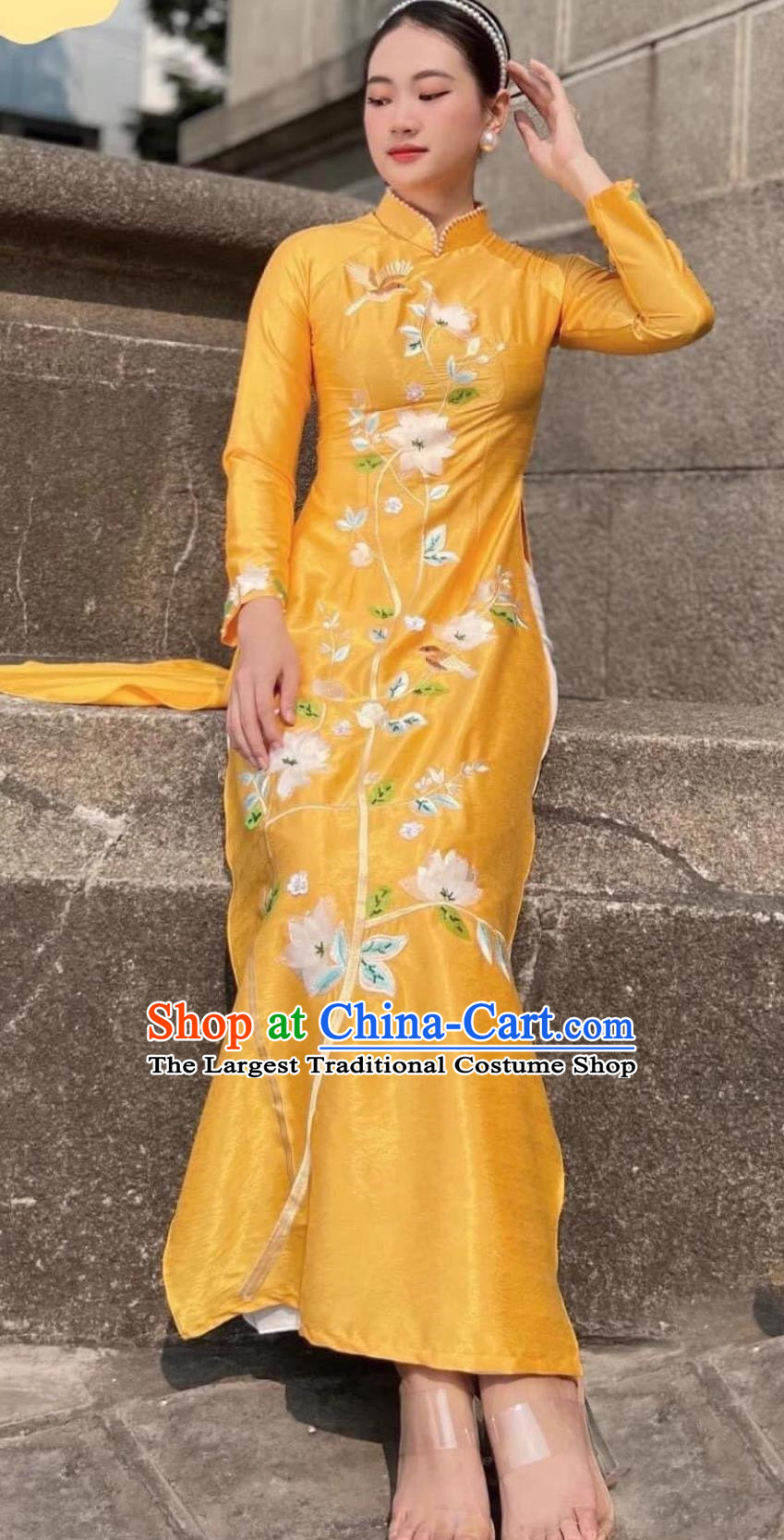 Yellow Embroidered Ao Dai Improved Version Of Cheongsam Etiquette Model Catwalk Costume Stage Performance