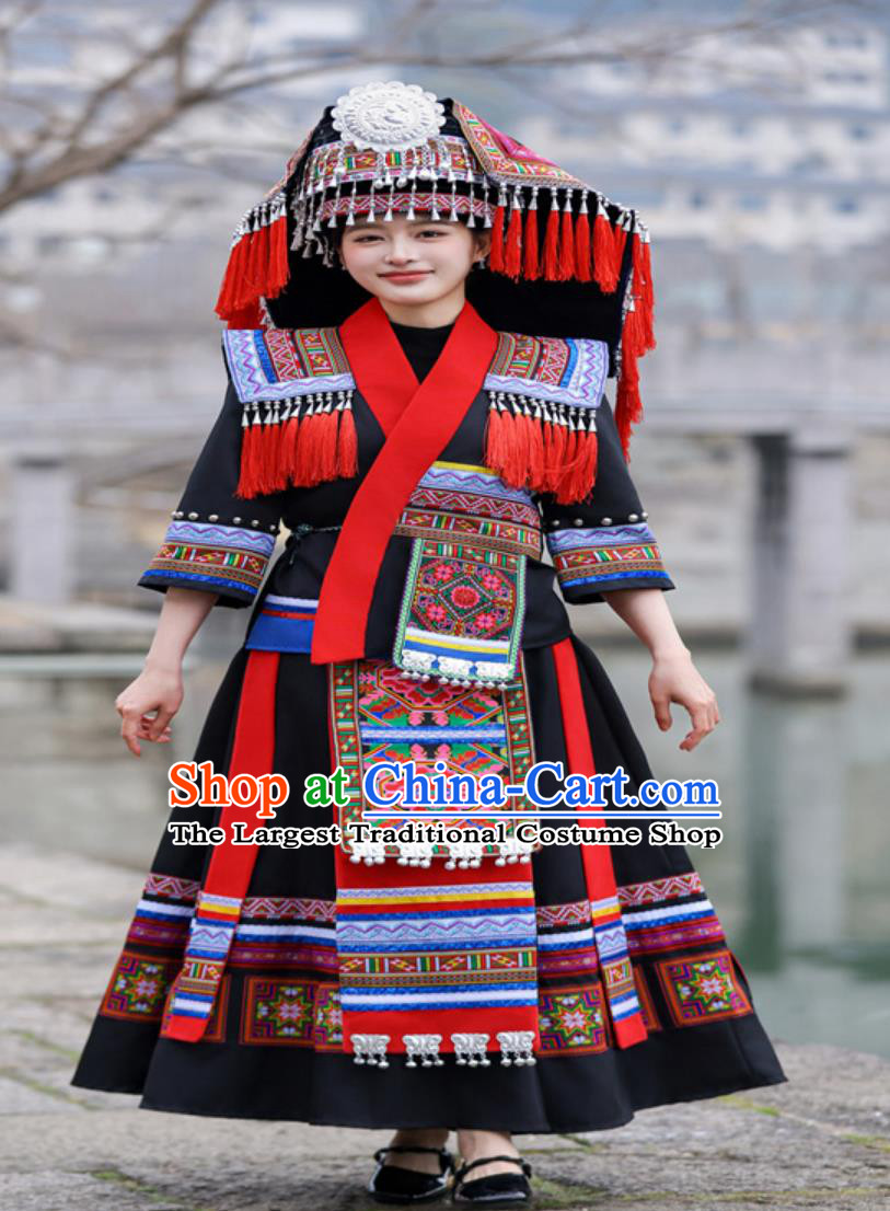 San Yue San Festival Guangxi Zhuang Ethnic Costume Women Chinese Minority Traditional Embroidered Attire