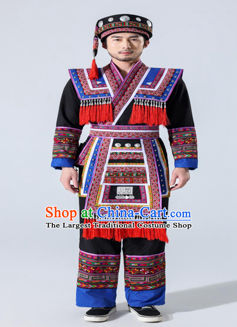 Chinese Minority Traditional Embroidered Attire San Yue San Festival Guangxi Zhuang Ethnic Male Costume
