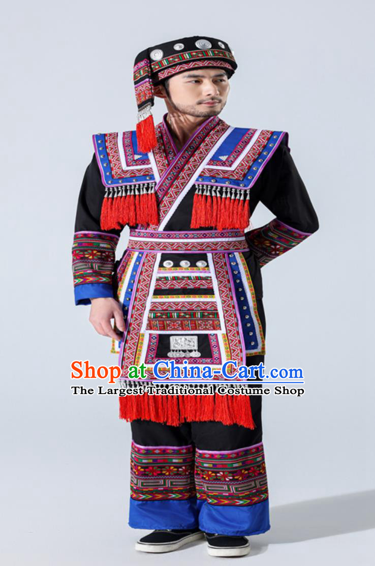 Chinese Minority Traditional Embroidered Attire San Yue San Festival Guangxi Zhuang Ethnic Male Costume