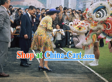 dragon dancing