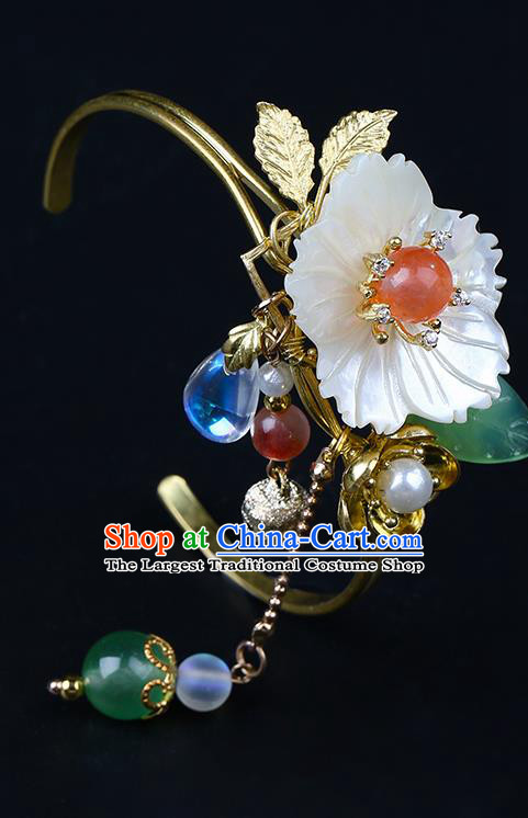 Chinese Handmade Shell Flower Bracelet Classical Jewelry Accessories Ancient Hanfu Golden Bangle for Women