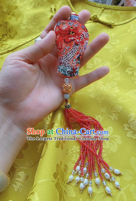 China Classical Cheongsam Red Beads Tassel Pendant Accessories Traditional Embroidered Brooch