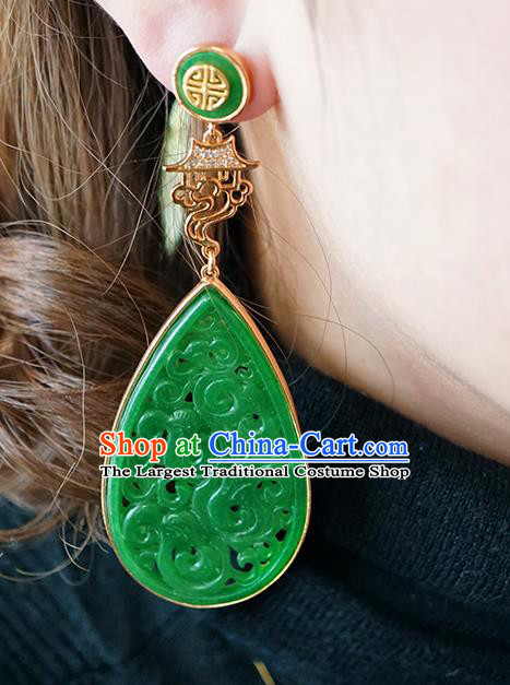 Top Grade Chinese Handmade Golden Palace Ear Jewelry Traditional Accessories Classical Cheongsam Jade Earrings