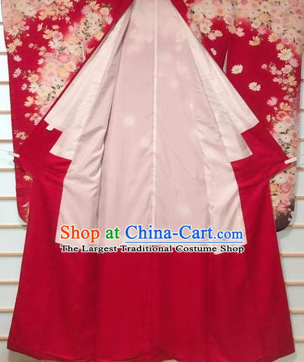 Japanese Classical Chrysanthemum Pattern Red Furisode Kimono Japan Traditional Yukata Dress Costume for Women